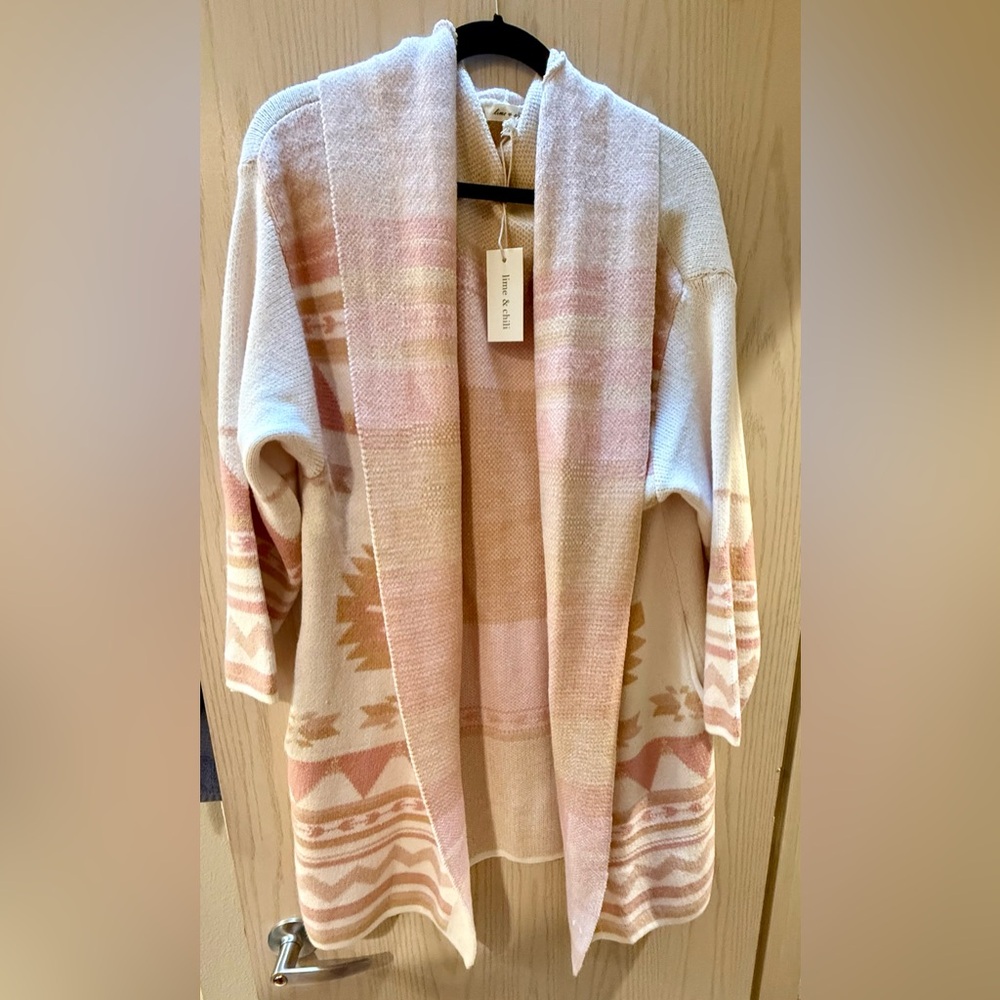 Elegant Pink and Cream Cardigan